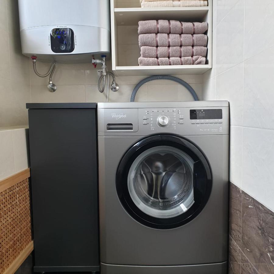 Apartamenti Danna Ledmane Exteriör bild